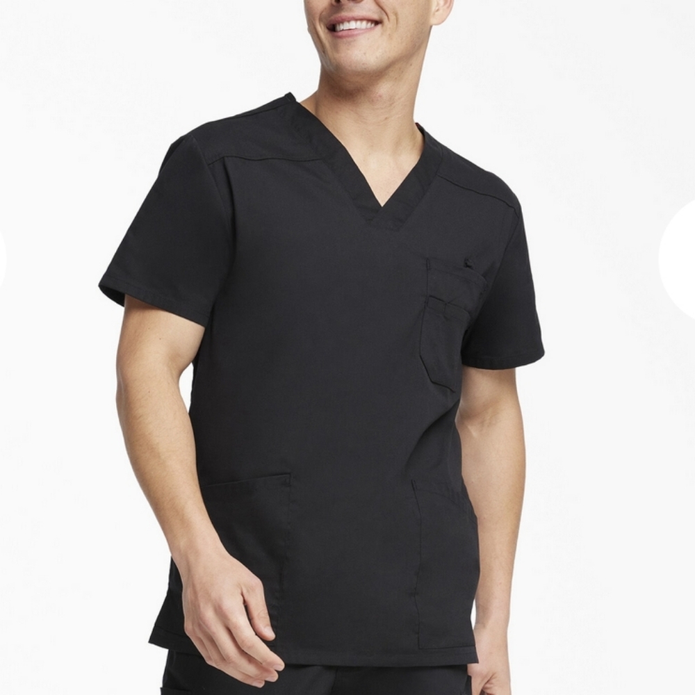 Men's EDS Signature V-Neck Scrub Top